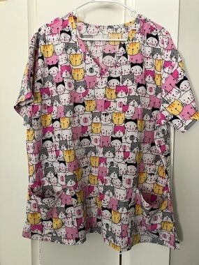 Women's Pink Cat-Print V-Neck Top